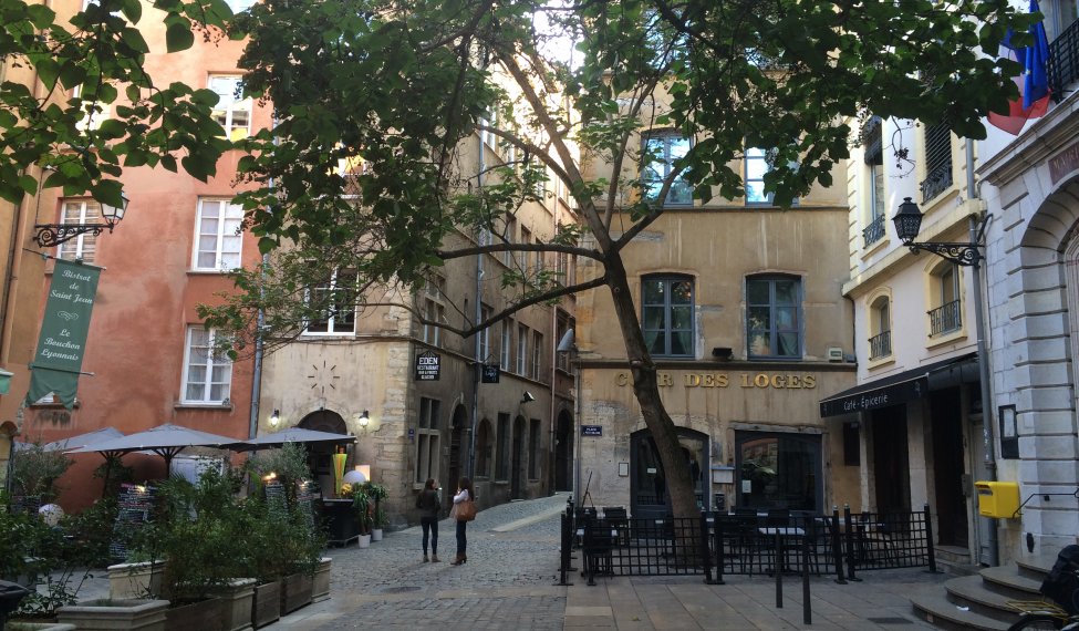 La Place du Petit Collège